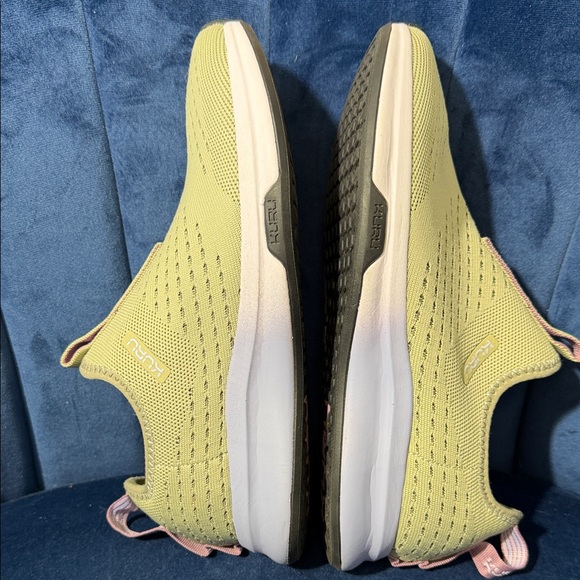 Kuru Atom Women's Slip-On Sneakers in Desert Green/Lilac Size 8 - Picture 5 of 6